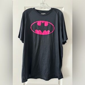 Under Armour men’s pink Batman shirt. Lightweight material. Size XL. Like new!